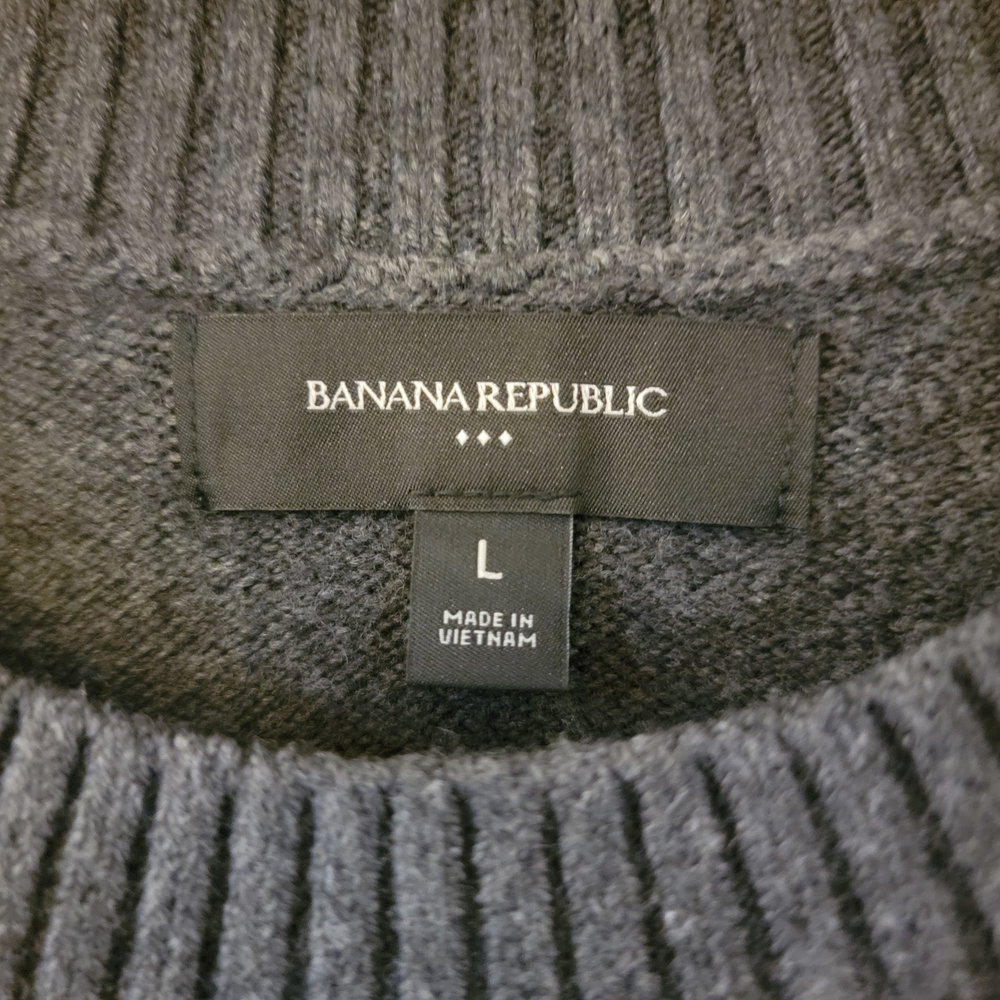 Banana Republic Charcoal Gray Crewneck Sweater Wool Blend Size Large - Picture 2 of 9